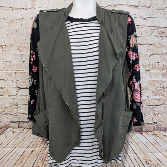 Mossimo Jackets & Blazers - CCO SALE! Mossimo Moto Asymmetrical Olive Vest